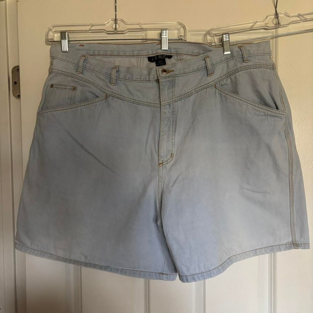 Plus-size Vintage Blue Denim Jorts Shorts marked size 26 with 43” waist